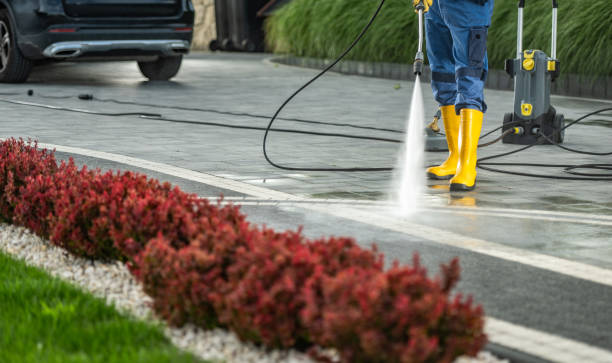 Spring Cleaning in Saunders Lake, OR